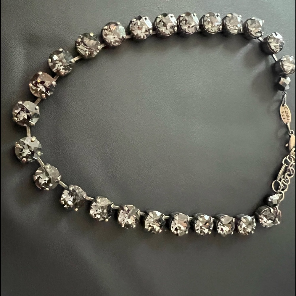 SABIKA CHOKER.
